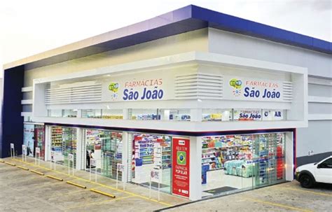 Farmácias São João.